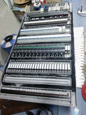 電氣設(shè)備廠家,專業(yè)研發(fā)團隊,電氣設(shè)備控制系統(tǒng),PLC控制柜,流水線控制系統(tǒng),污水處理控制系統(tǒng),中央空調(diào)水處理設(shè)備